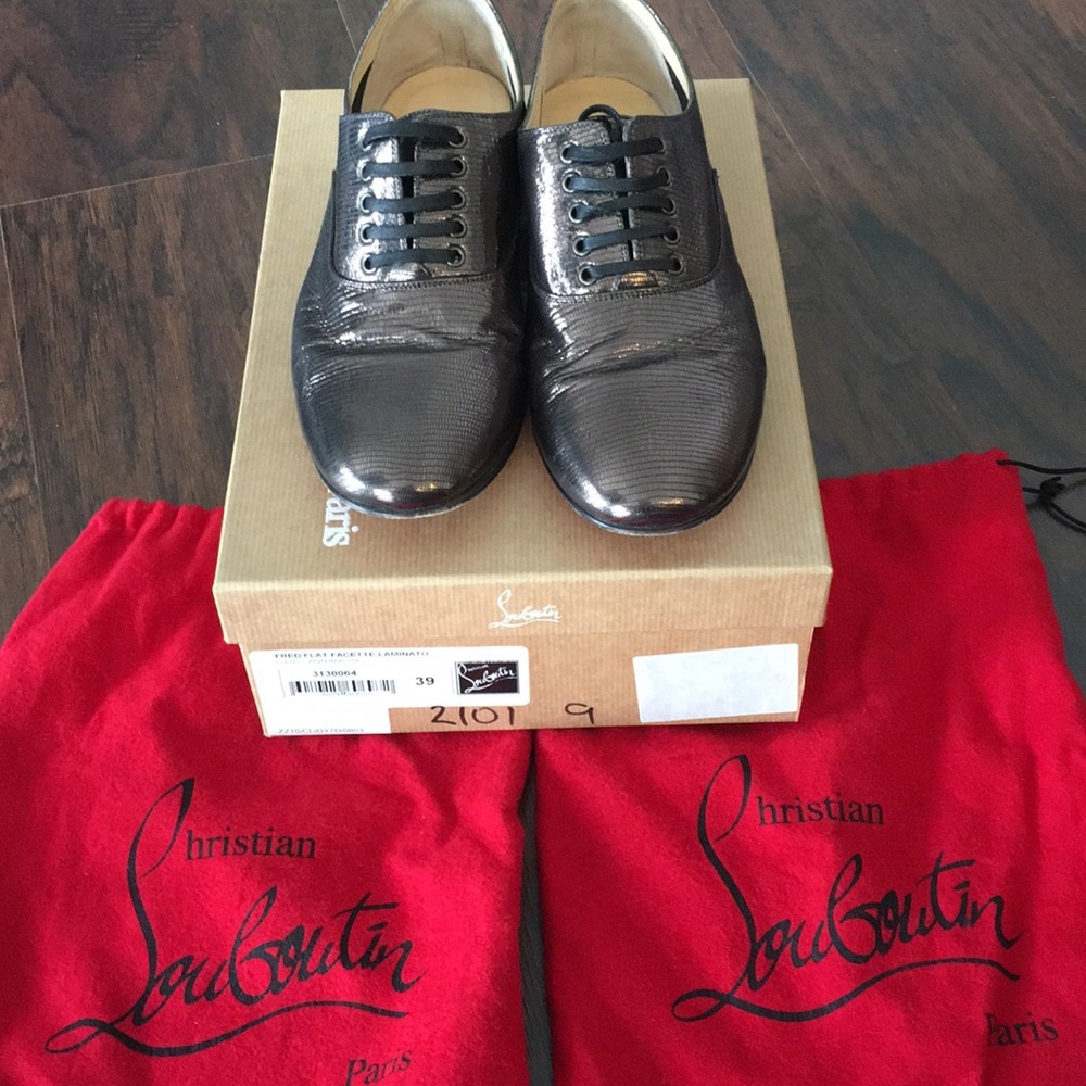Louboutin oxfords size 39 but fits like 7.5